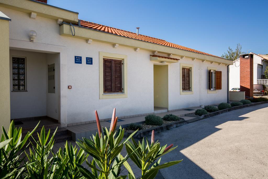 Apartments Duje Ribnica Обровац Экстерьер фото