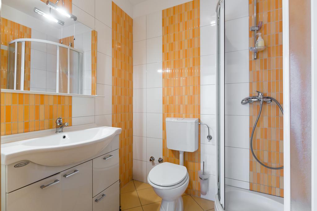 Apartments Duje Ribnica Обровац Экстерьер фото
