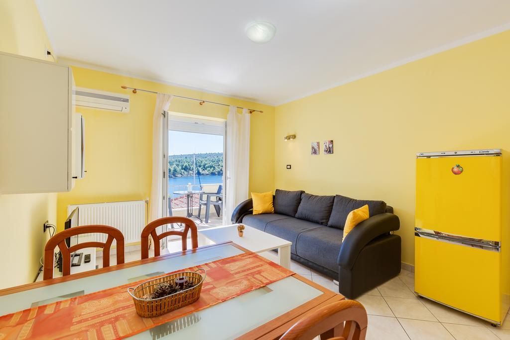 Apartments Duje Ribnica Обровац Экстерьер фото