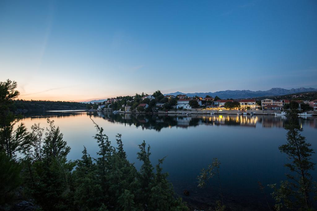 Apartments Duje Ribnica Обровац Экстерьер фото