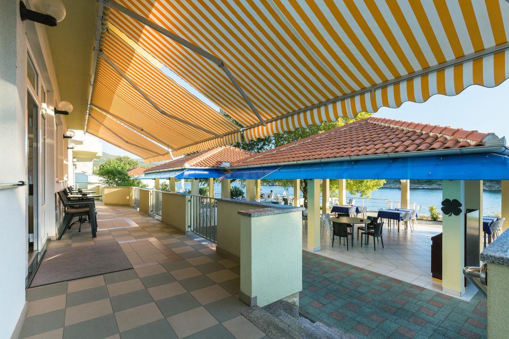 Apartments Duje Ribnica Обровац Экстерьер фото