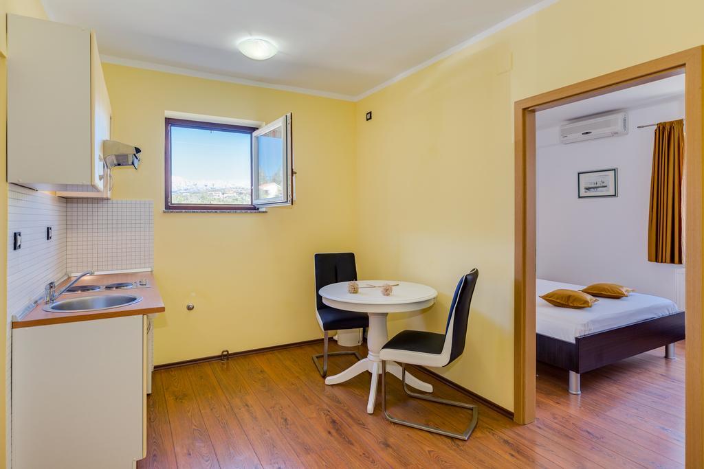 Apartments Duje Ribnica Обровац Экстерьер фото