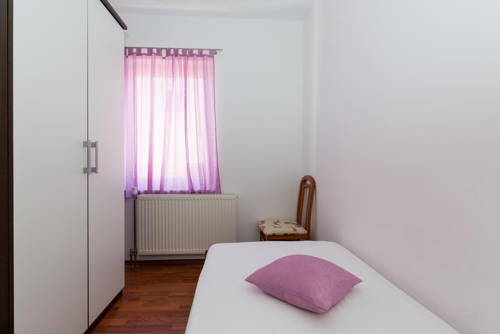 Apartments Duje Ribnica Обровац Экстерьер фото