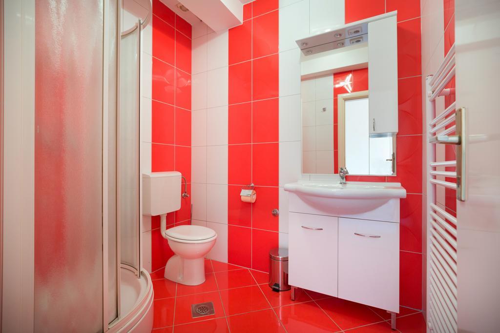 Apartments Duje Ribnica Обровац Экстерьер фото