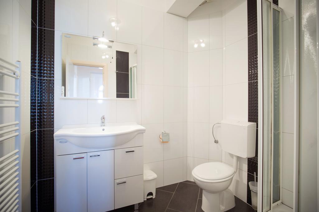 Apartments Duje Ribnica Обровац Экстерьер фото